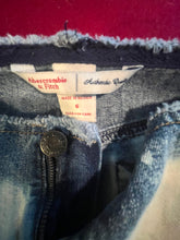 Load image into Gallery viewer, Abercrombie &amp; Finch, size 6,#17z
