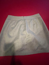 Load image into Gallery viewer, J Crew Mini, size 6, #18b
