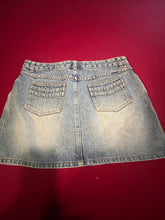 Load image into Gallery viewer, Everyday Jean Mini, size 7, #17s
