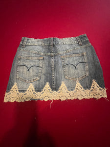 JIXI Denim jean mini, size 11,#17w