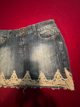 Load image into Gallery viewer, JIXI Denim jean mini, size 11,#17w
