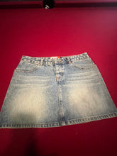 Load image into Gallery viewer, Everyday Jean Mini, size 7, #17s
