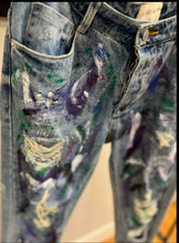 Load image into Gallery viewer, “Vestique” Jeans, Size M  #2045
