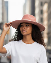 Load image into Gallery viewer, FEMSEE Paris Hats, size M  #1436
