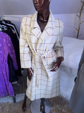 Load image into Gallery viewer, Vintage JAEGER Coat size 10, #1801
