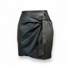 Load image into Gallery viewer, EXPRESS FAUX LEATHER MINI, Size 8. #875
