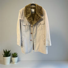 Load image into Gallery viewer, London Fog, size 44 long. #3579
