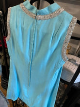 Load image into Gallery viewer, Vintage Minty Blue Mini Dress, size 7/8  #3232

