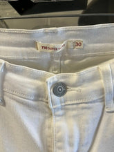 Load image into Gallery viewer, LEVIS White Jean, size 30
