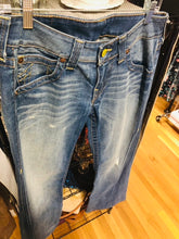 Load image into Gallery viewer, TRUE RELIGION, size 30  #2037
