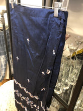 Load image into Gallery viewer, Wrap Skirt, size M. #987
