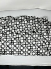 Load image into Gallery viewer, Autograph NY Skirt, size 8  #98
