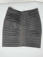Load image into Gallery viewer, Silence &amp; Noise Skirt, size S. #953
