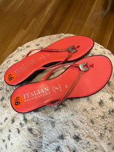 Load image into Gallery viewer, Summer Sandals, size 9 1/2  #1477
