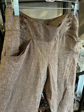Load image into Gallery viewer, Linen Pants, size 6 #6009
