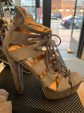 Load image into Gallery viewer, Platform Caged Heels, size 10  #1467
