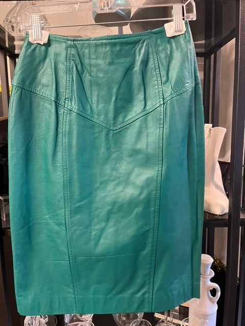 Green leather clearance skirt size 10