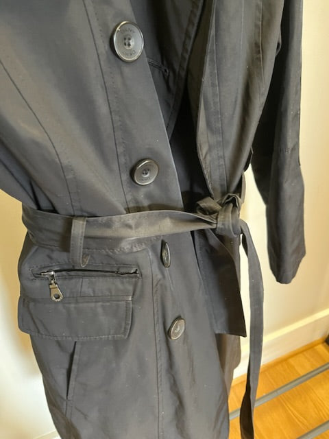 DKNY Rain Coat, size M. #1704