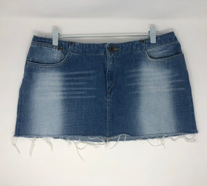EXPRESS Jean skirt, size 13/14. #878