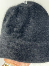 Load image into Gallery viewer, Furry Betmar Hat  #1448
