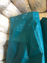 Load image into Gallery viewer, TEAL GENUINE LEATHER SKIRT, size 4  #1521
