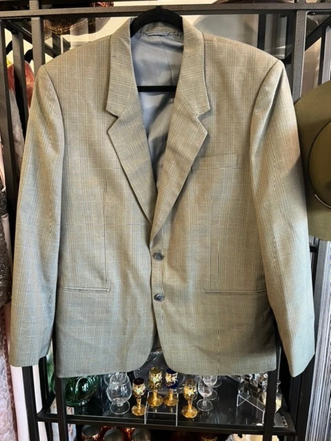 Plaid design blazer, size 44  #1165