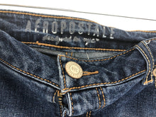 Load image into Gallery viewer, Aeropostale, size 9  #46
